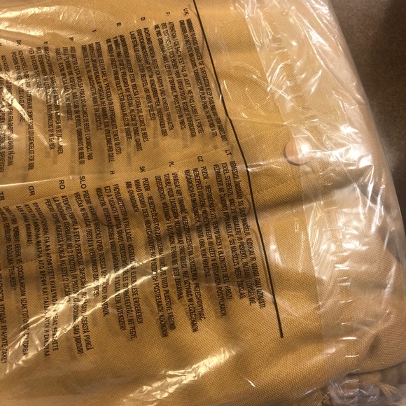 IVY PARK - Track Pants ( Gender Neutral) - Picture 9 of 13